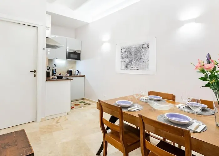 Bottega Augustea Duplex In Monti *