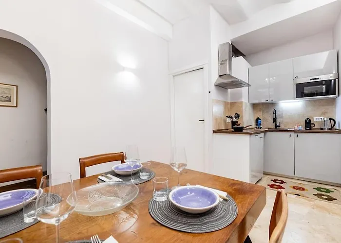 Bottega Augustea Duplex In Monti Apartment Rome